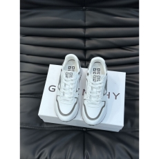 Givenchy Sneakers